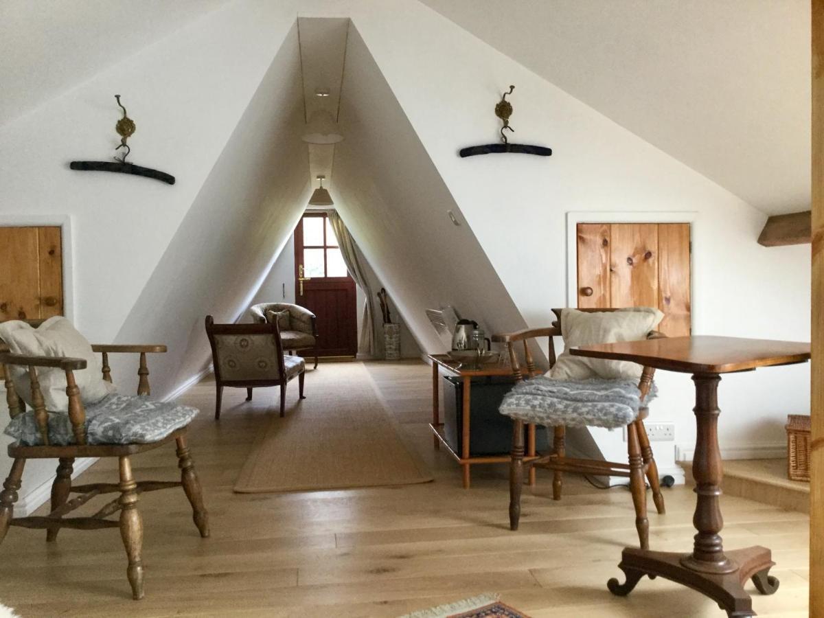 Llangathen Dwynant - A Room With A View מראה חיצוני תמונה